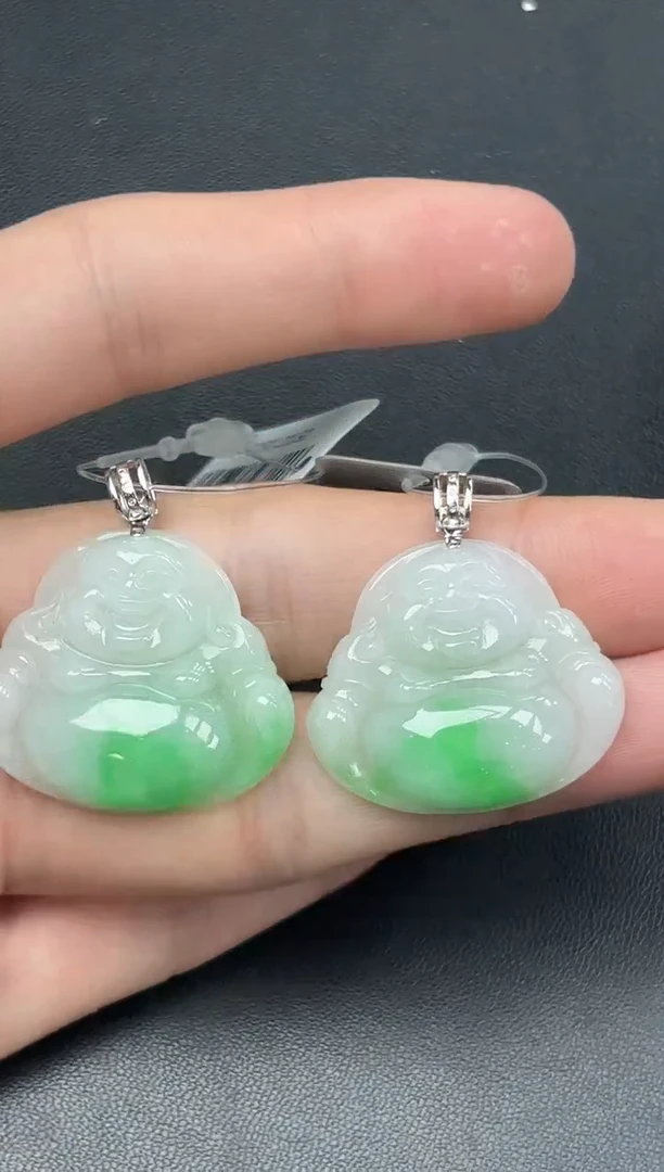 18K金镶嵌挂件翡翠佛公/多样性发一件