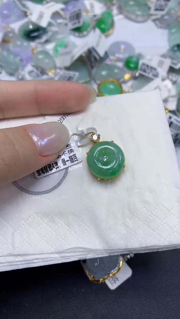 颈饰未镶嵌翡翠天然缅甸翡翠A货百元以上9元证书费自理