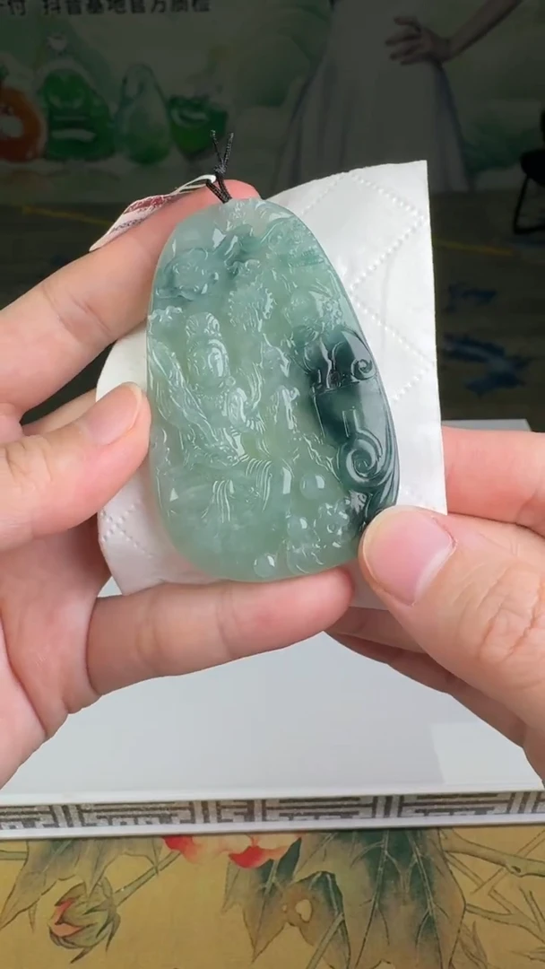 颈饰未镶嵌翡翠翡翠多样性发其一