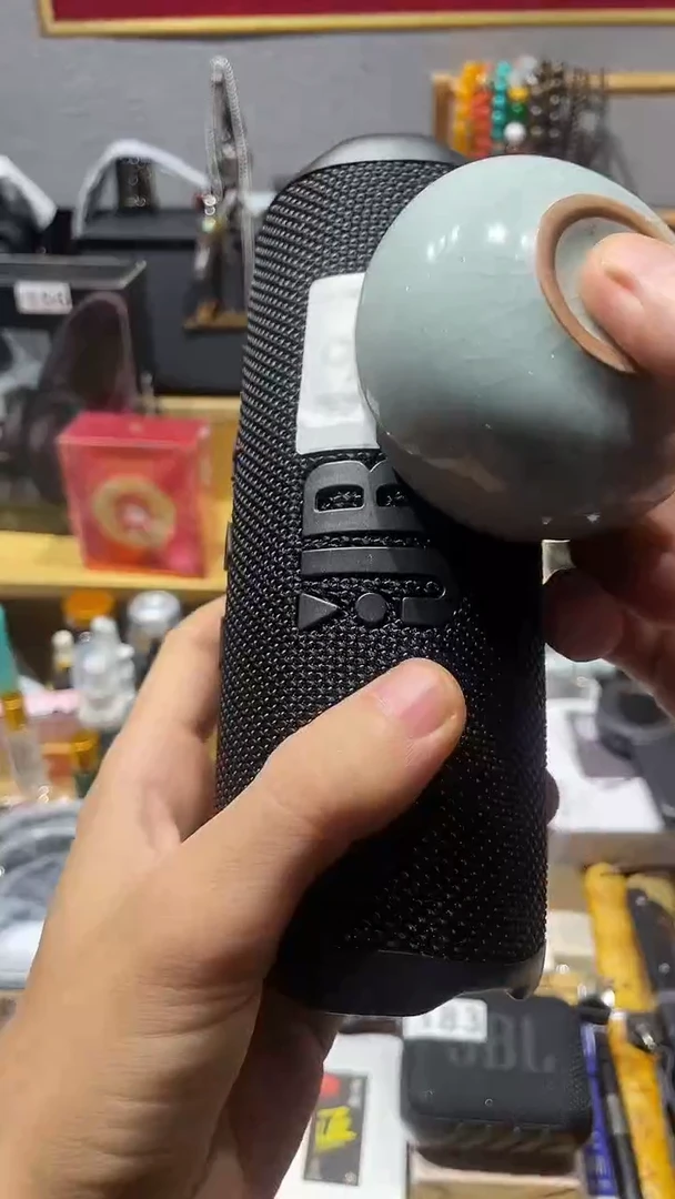瓷片闪购商品 如图所示