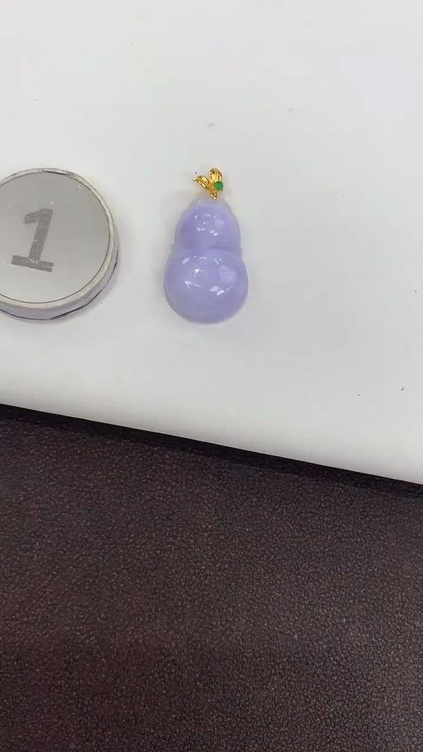 颈饰18K金镶嵌翡翠天然缅甸a货翡翠(多样性发其一)