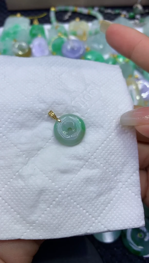 颈饰未镶嵌翡翠天然缅甸A货翡翠