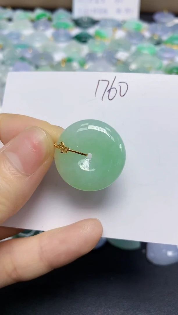 翡翠18K金镶嵌颈饰天然缅甸翡翠A货