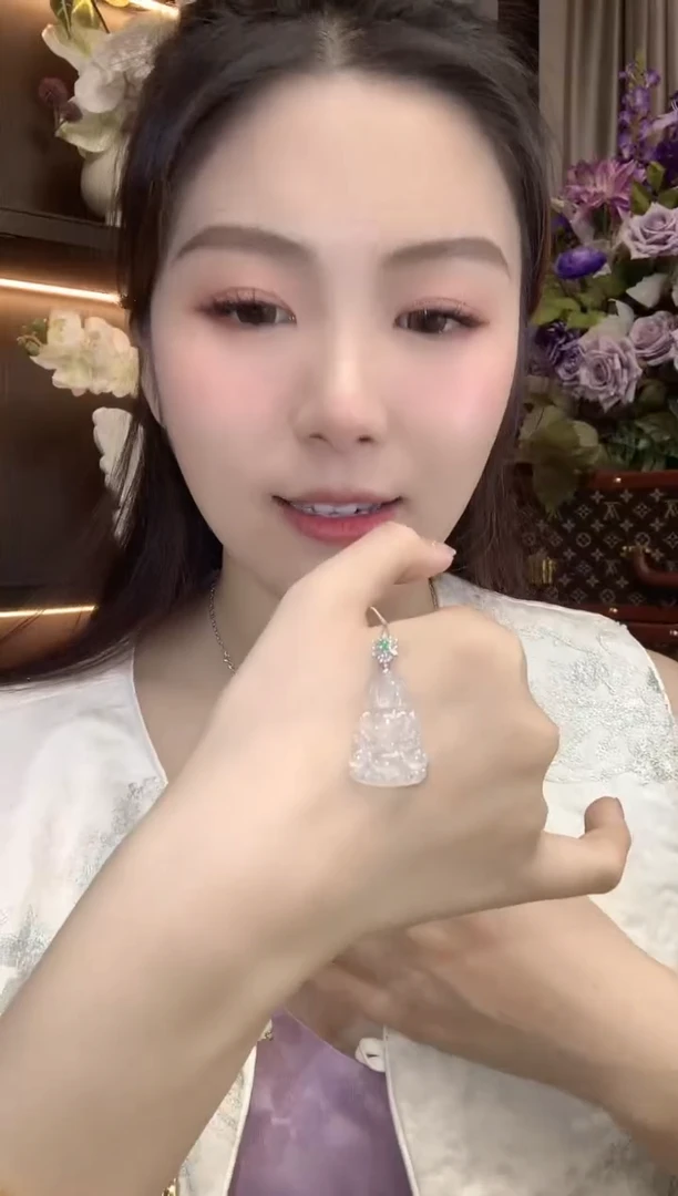 吊坠(不含链)18K金镶嵌翡翠A33翡翠