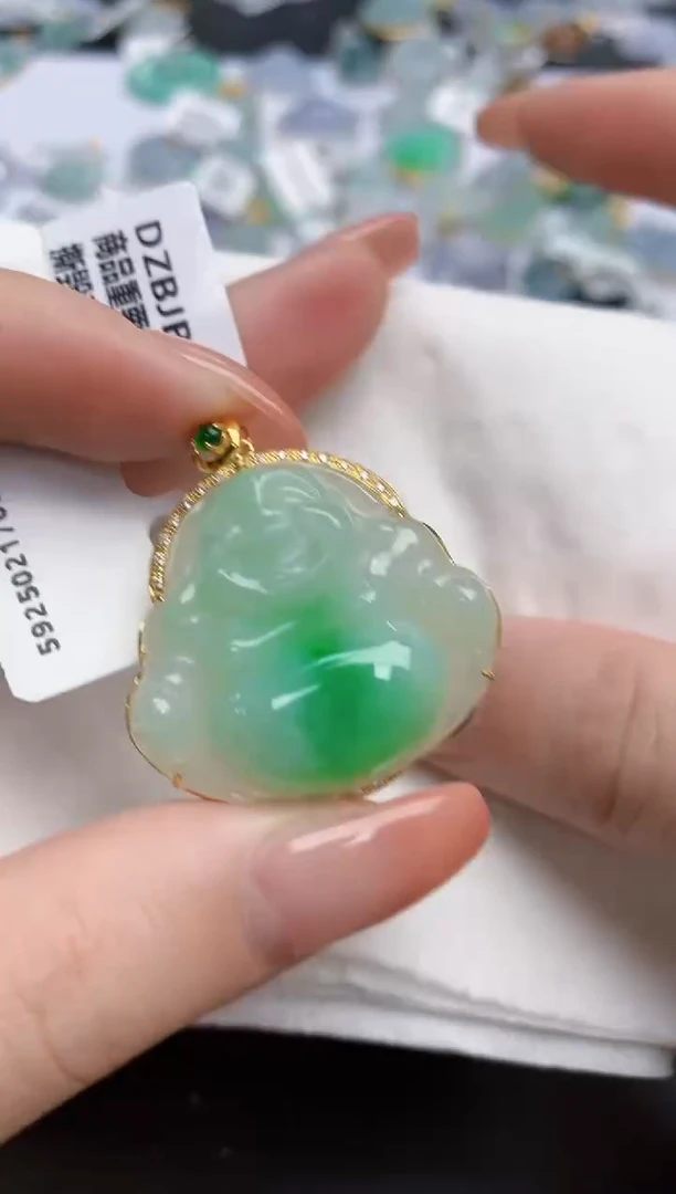 【闪购商品】翡翠颈饰18K金镶嵌天然缅甸翡翠A货