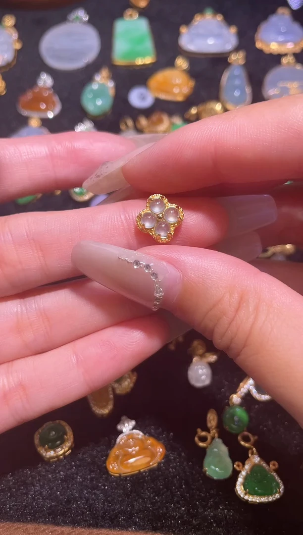 颈饰银S925镶嵌翡翠天然a货翡翠