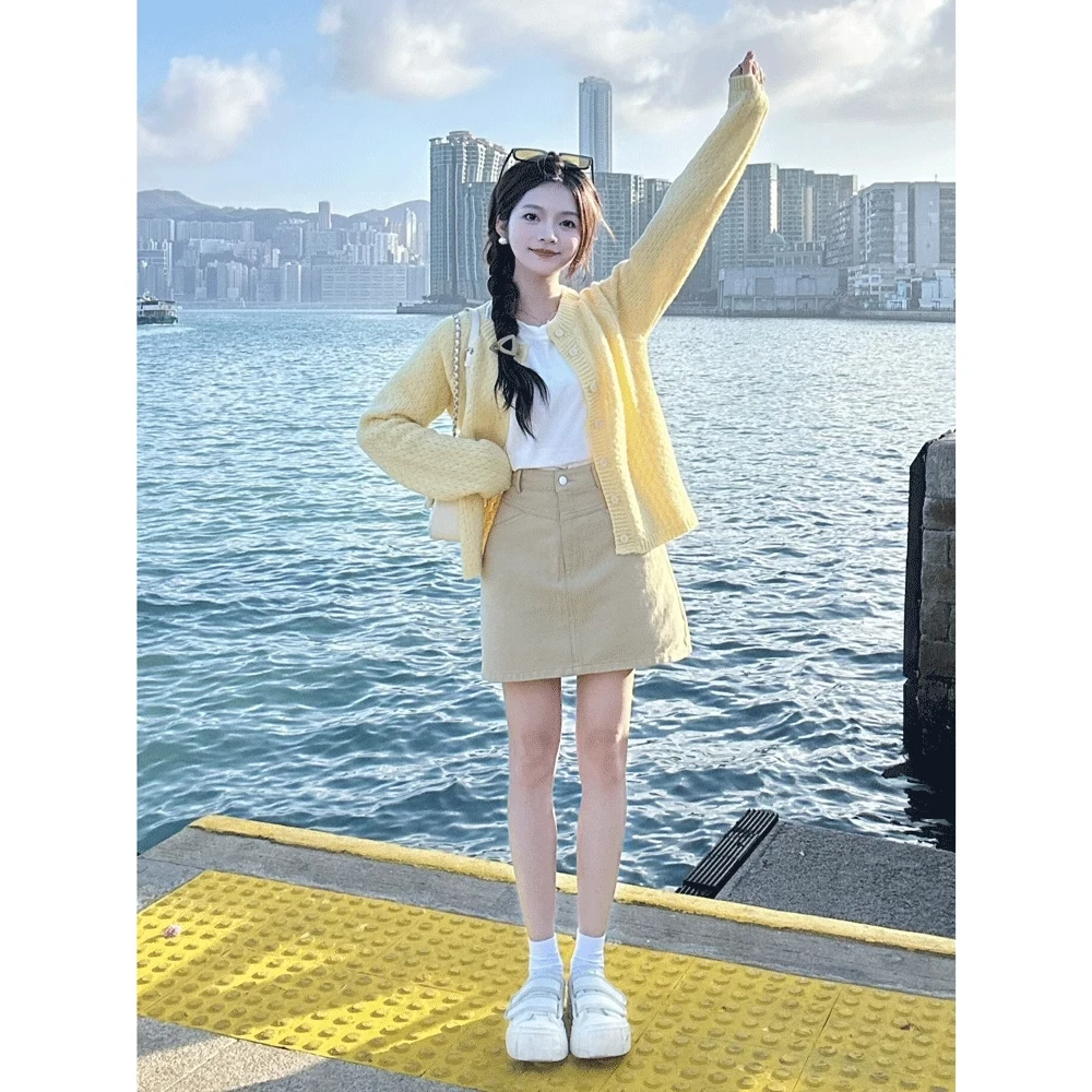 韩系奶黄色长袖针织衫女春季2025新款温柔风软糯宽松短款开衫外套