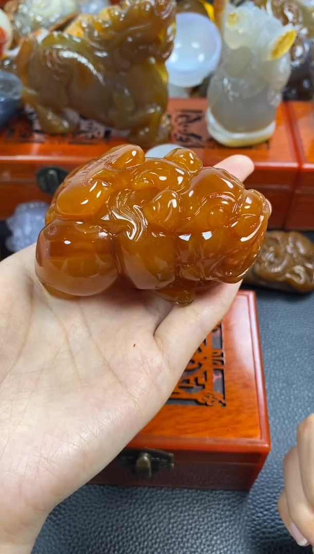未镶嵌手把玛瑙/玉髓柿**意1
