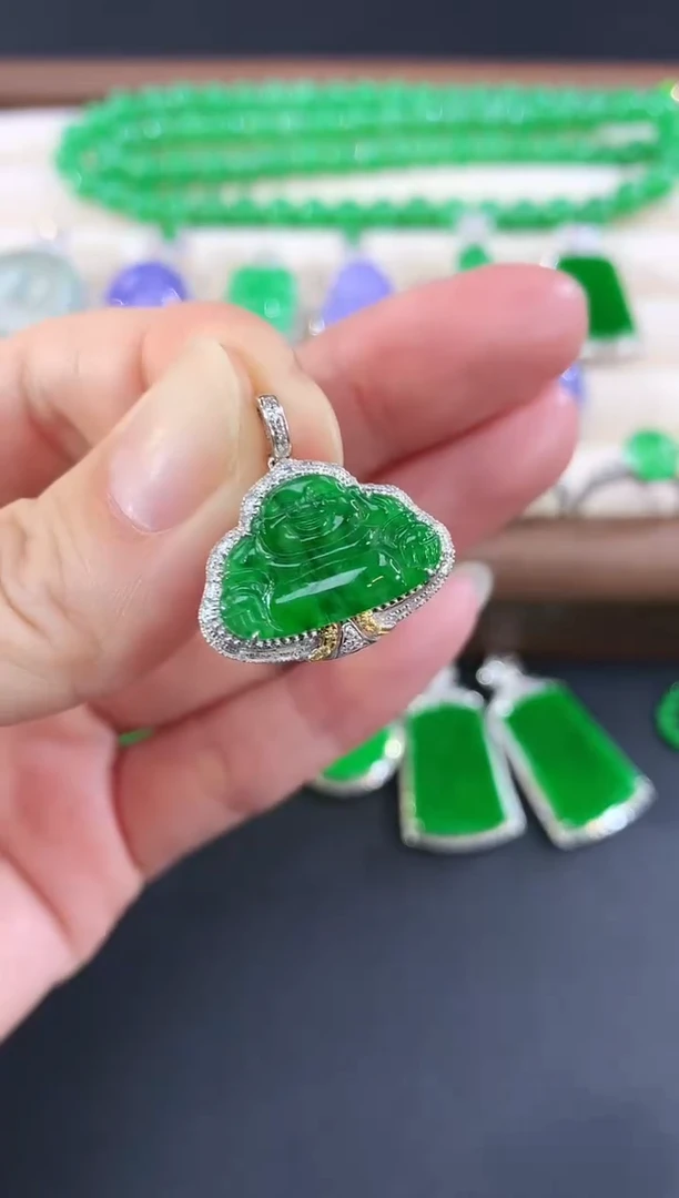 吊坠(不含链)18K金镶嵌翡翠34|3500