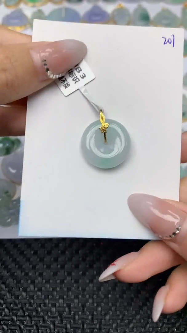 【闪购商品】翡翠颈饰18K金镶嵌天然翡翠a货