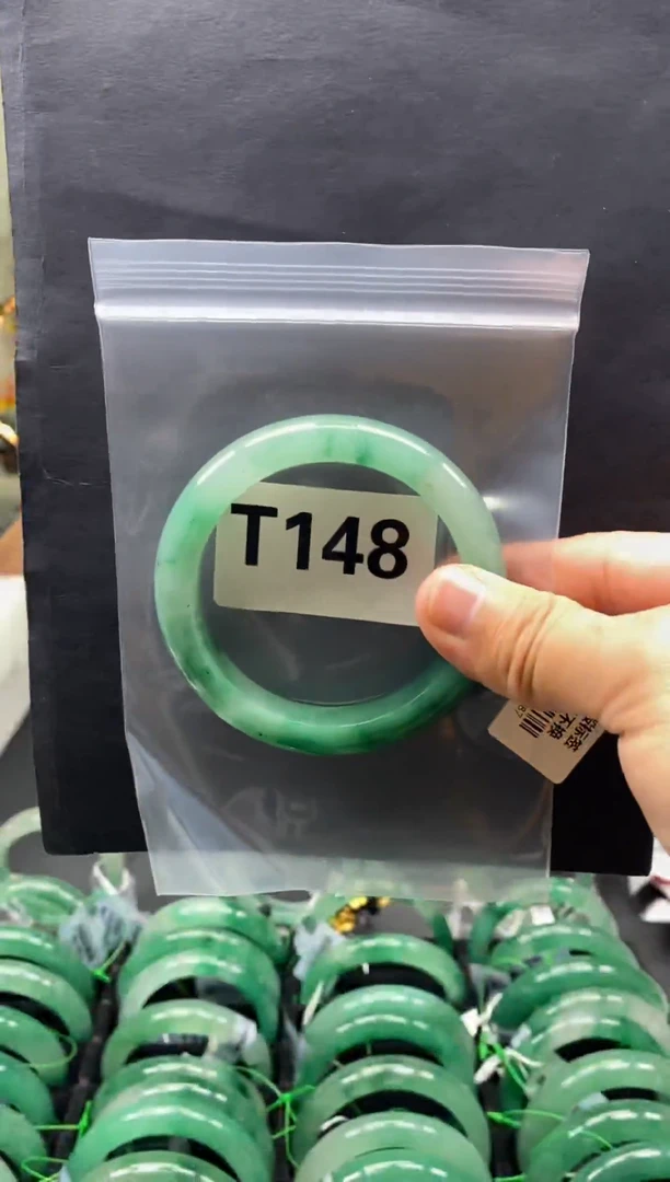 未镶嵌手镯石英质玉（非洲翠）5960圈口T148