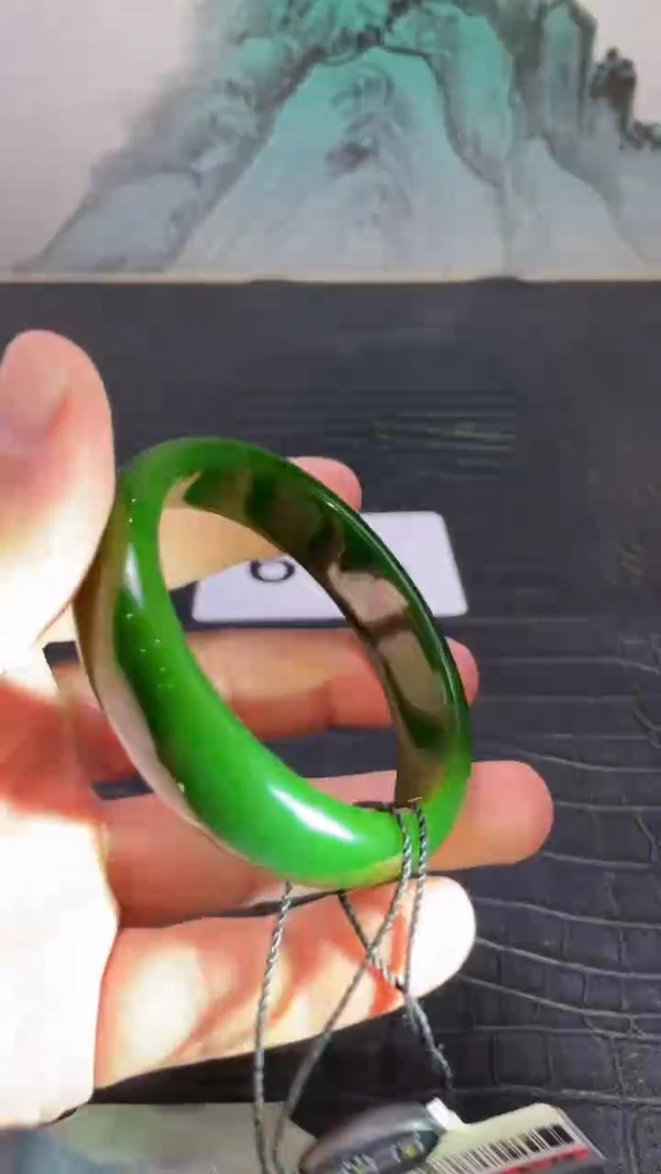 未镶嵌手镯和田玉（碧玉）s****y60+