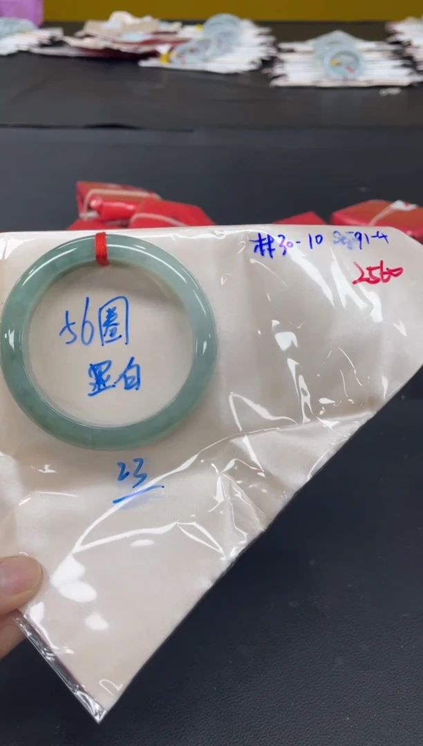未镶嵌手镯翡翠翡翠手镯