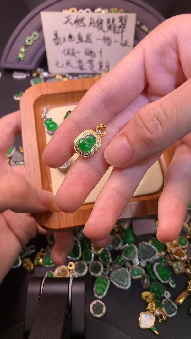 颈饰银S925镶嵌翡翠@**@1