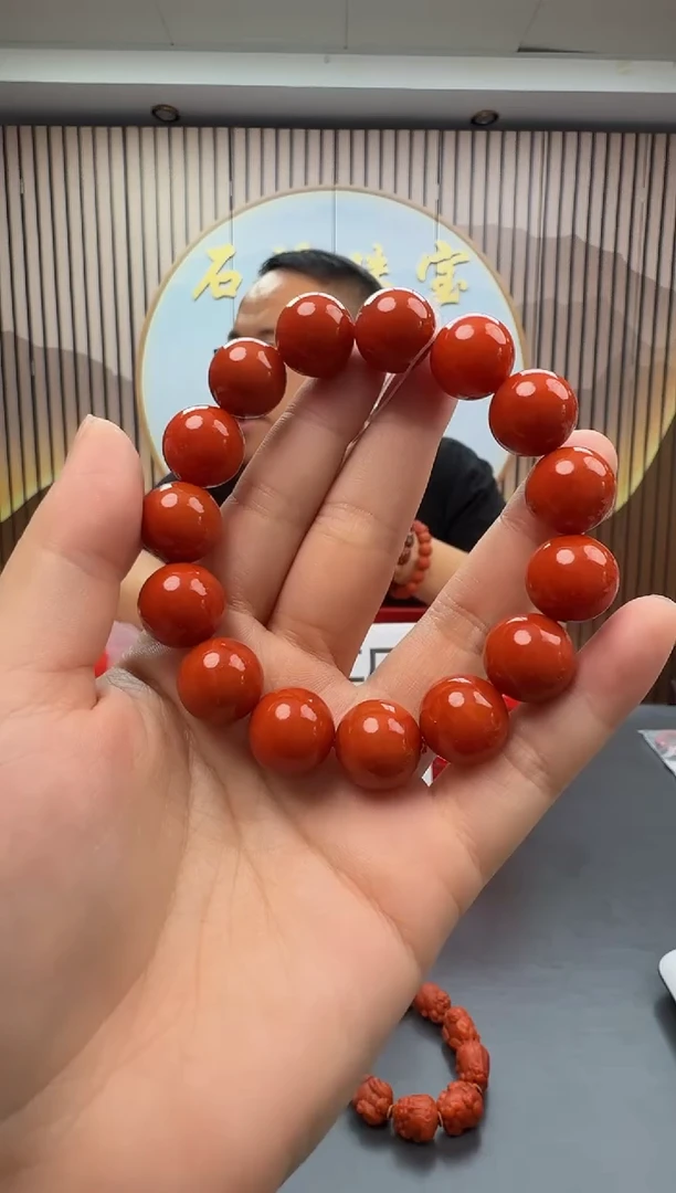 未镶嵌手串南红玛瑙017ZB1225产品一个