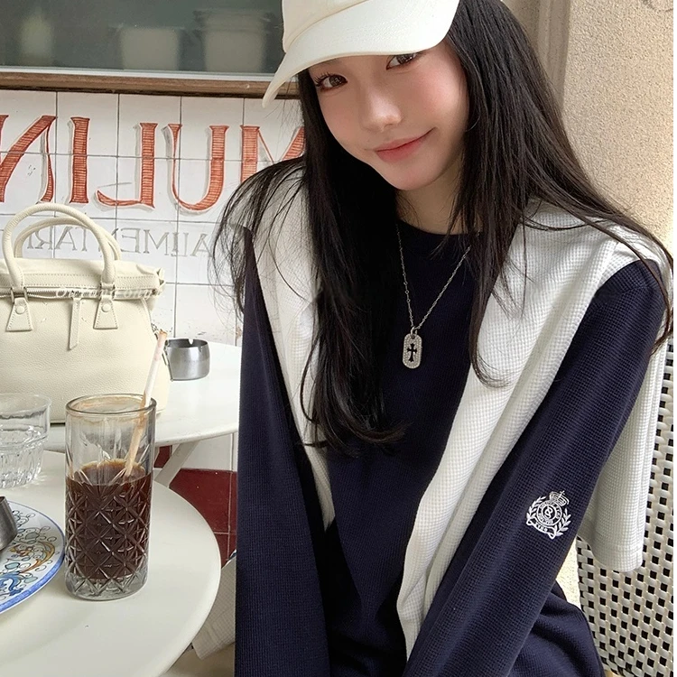 设计感藏青华夫格刺绣长袖休闲T恤春秋女秋季百搭宽松显瘦上衣N