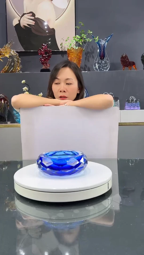 琉璃水晶琉璃烟灰缸1个