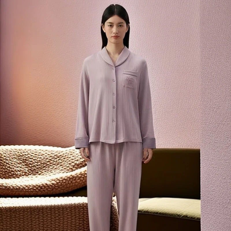 顶瓜瓜秋冬季女睡衣家居服套装长袖套装缎面竖条纹高端大气