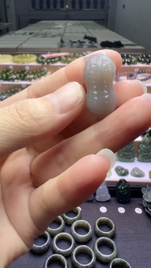 颈饰未镶嵌和田玉227号链接