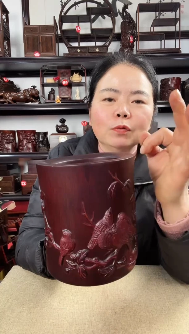 木喜鹊笔筒老李红木工艺品