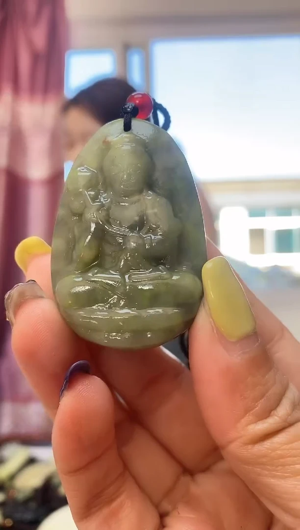 未镶嵌岫玉吊坠