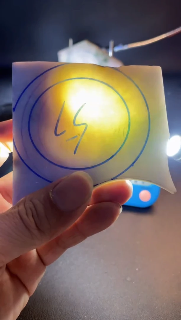 未镶嵌手镯定制翡翠静***开翡翠