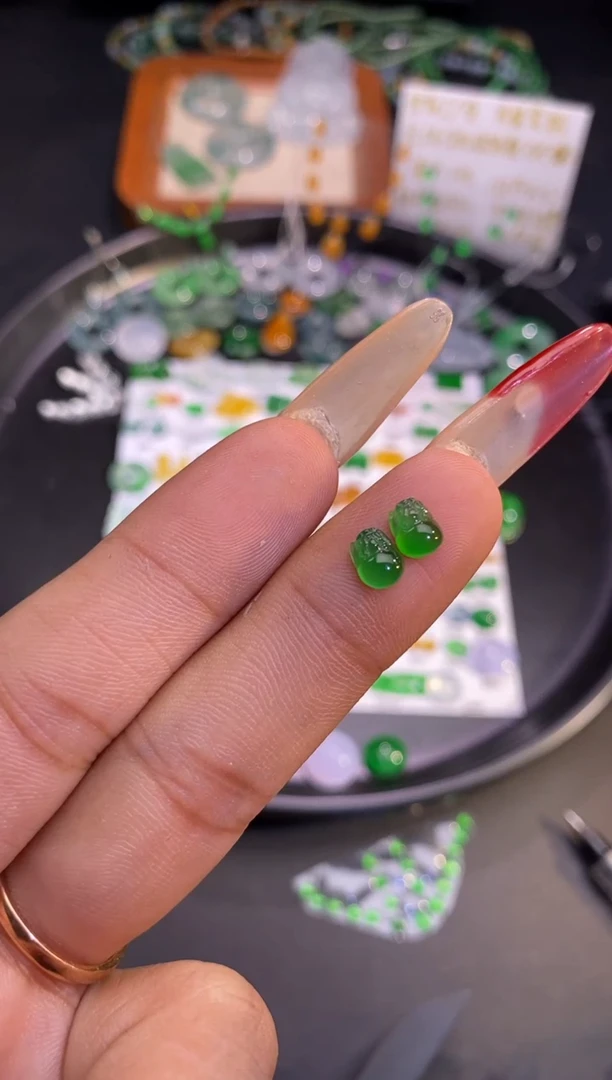 【闪购商品】翡翠挂件未镶嵌金蟾