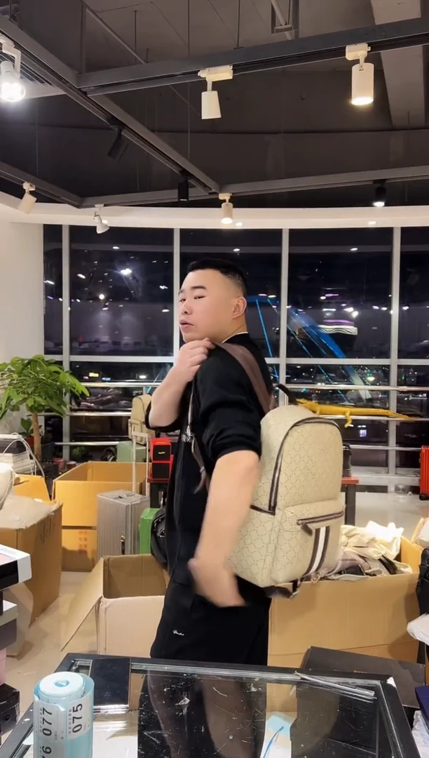 头层牛皮075品牌男包清货中（不要卡单，理性消费）