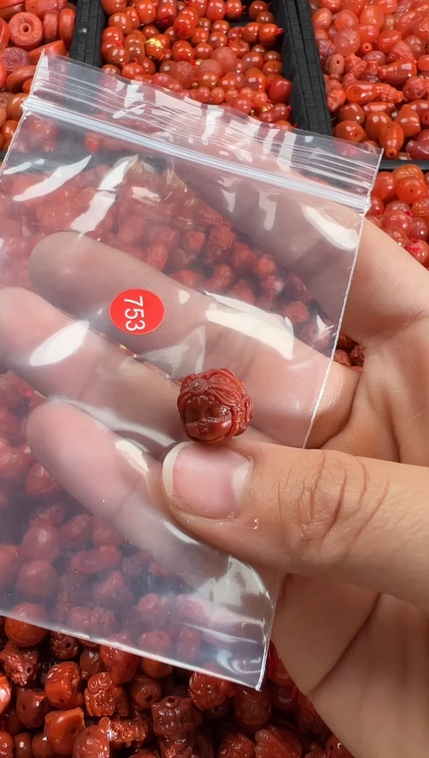 【闪购商品】南红玛瑙颈饰未镶嵌1