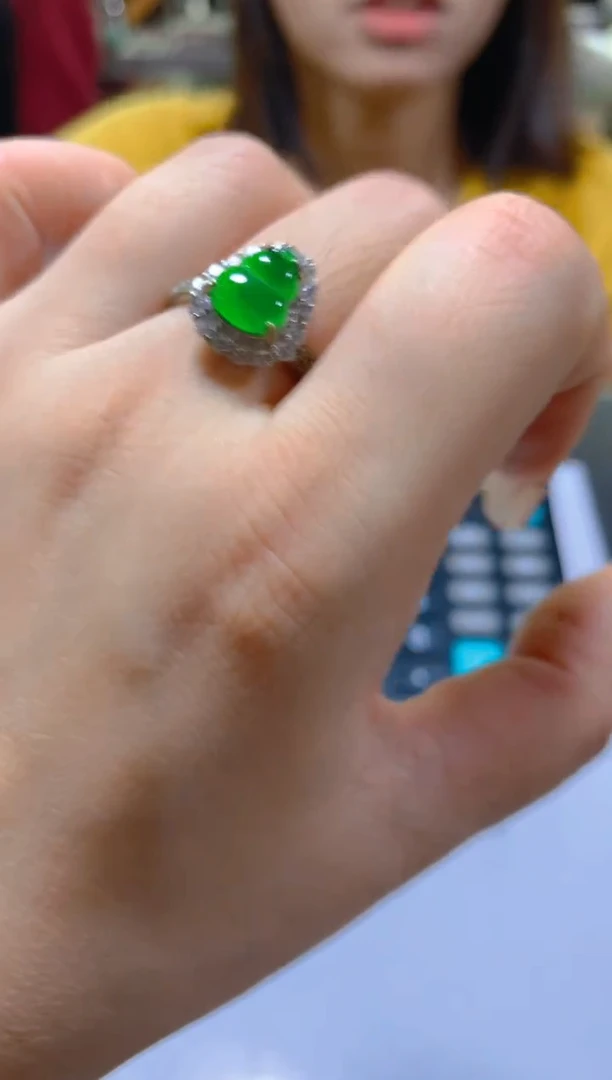 未镶嵌戒指翡翠多样性发一