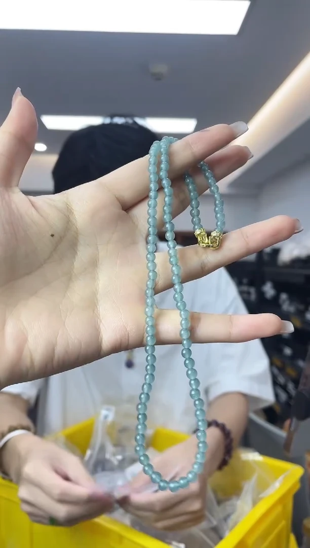翡翠未镶嵌颈饰多样性一件发货