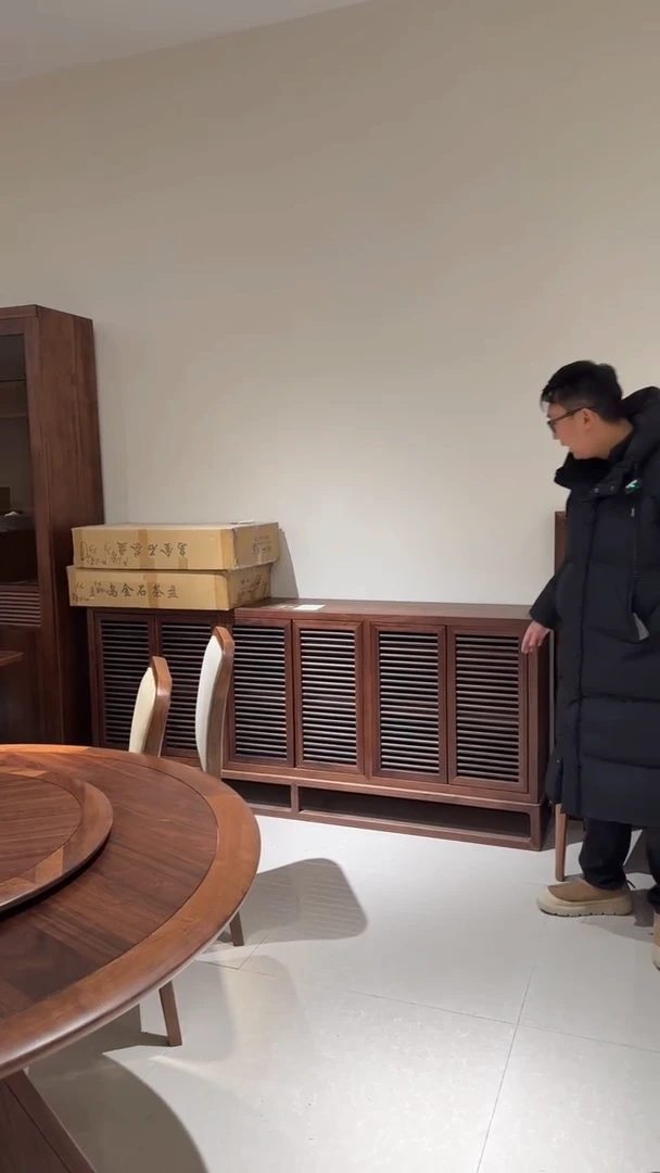 北美黑胡桃（拍下联系客服确认发货时间）1.98m餐边柜