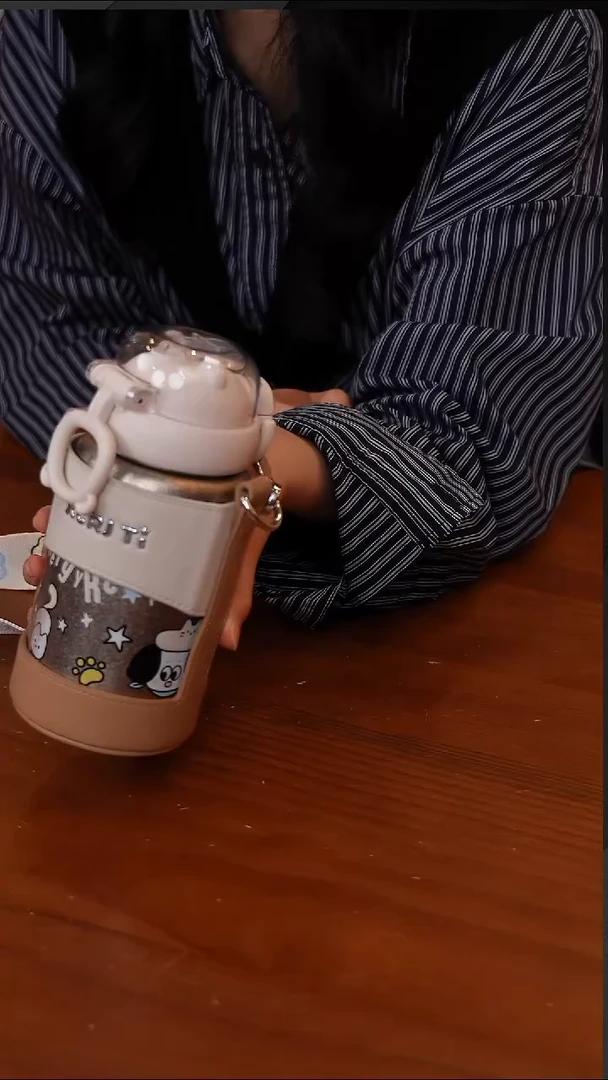 陶121-小茶日记内外纯钛儿童保温杯500ML-咖色