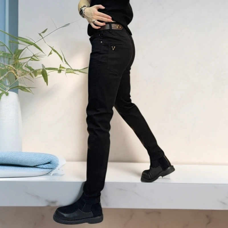 黑色弹力简约牛仔裤韩版显瘦爆款潮品2025秋冬厚款男款黑灰牛仔裤