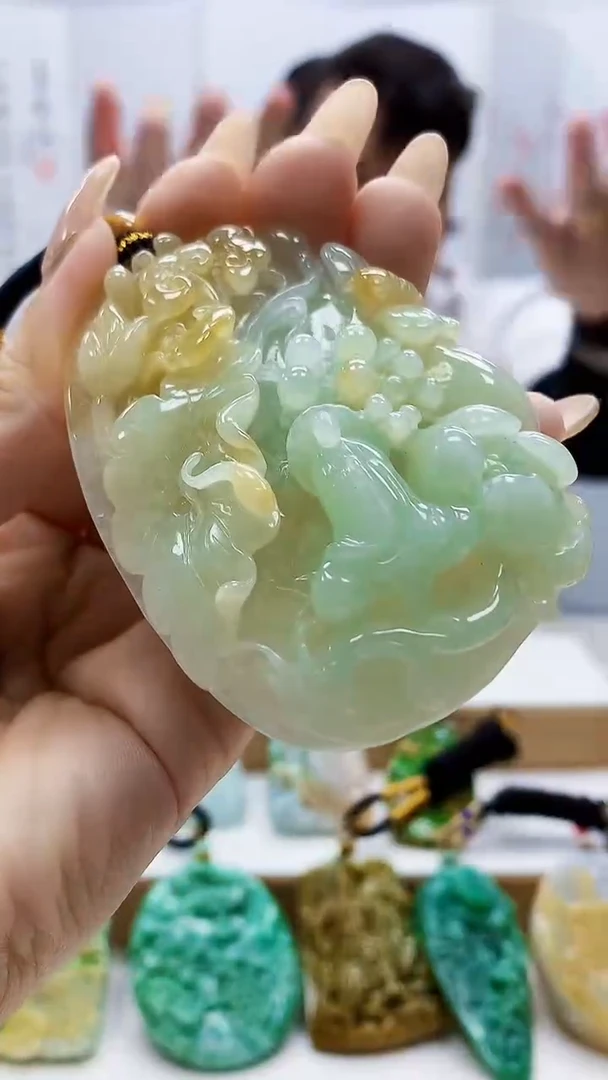 未镶嵌定制翡翠5060ty-毛货挂件8