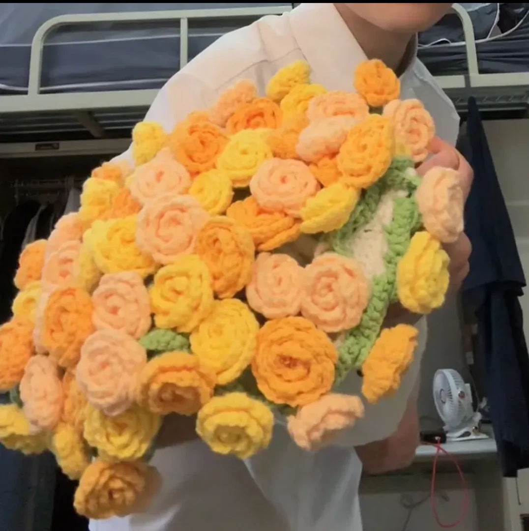 渐变手工编织尖角玫瑰花铃兰毯子花束diy材料包礼物毛线钩织毛