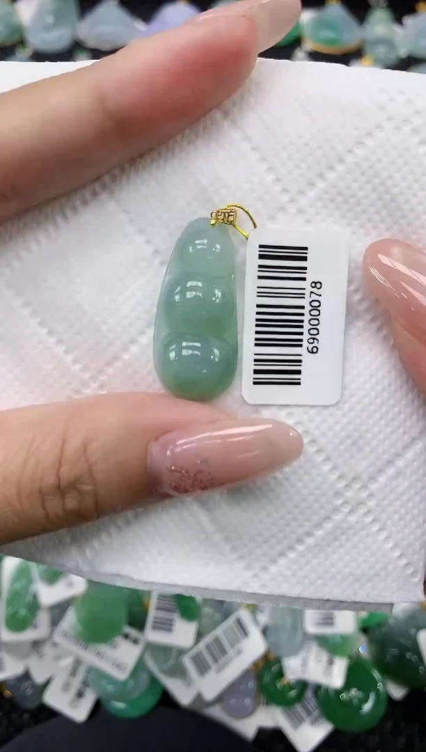 颈饰未镶嵌翡翠1111111111