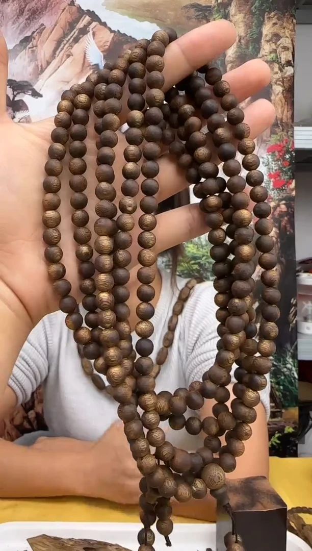 沉香沉香碎屑+YDQ8奇楠紫奇虫漏多圆卡8宠粉多样性发一