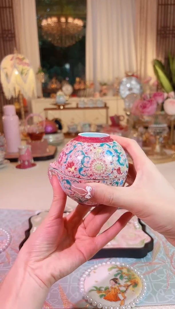花开盛世---企鹅旅行套装--如图
