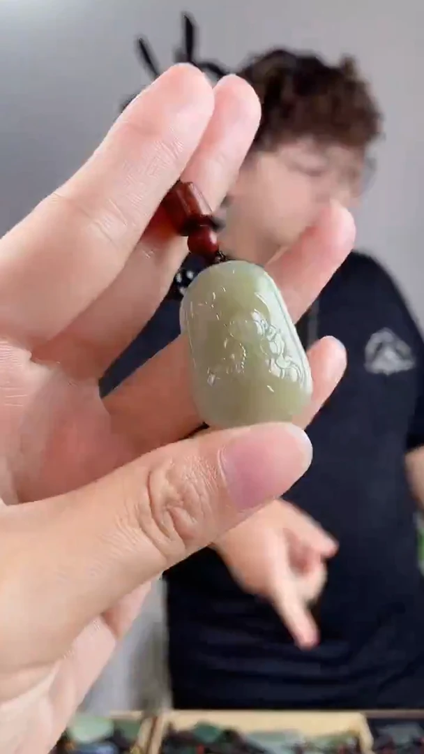 和田玉未镶嵌颈饰拍一发一，多样性发货
