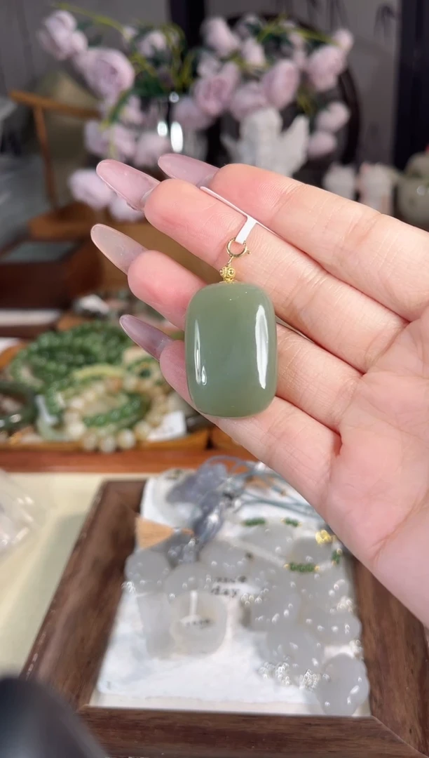 吊坠(不含链)银S925镶嵌和田玉多样性发其一