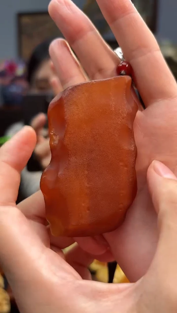 琥珀颈饰未镶嵌吊坠