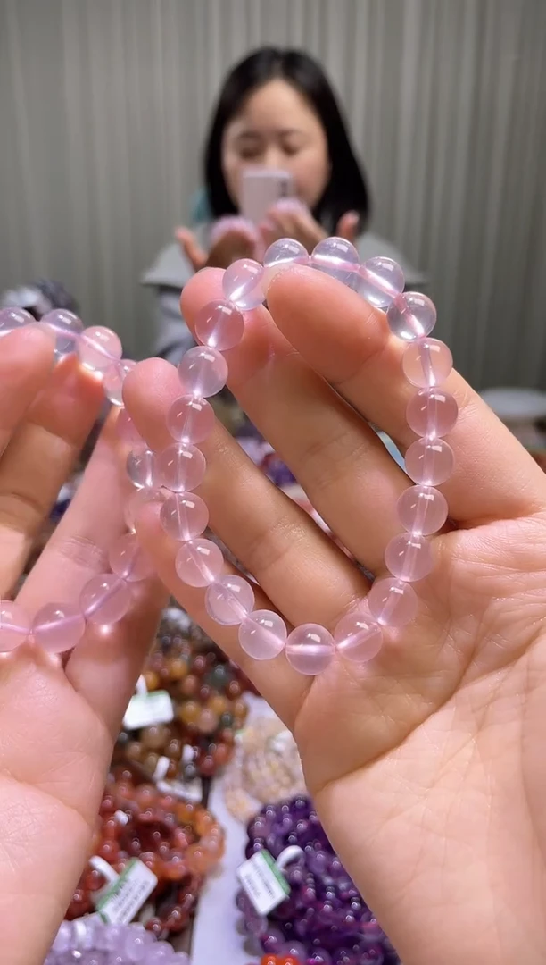 【闪购商品】芙蓉石手串未镶嵌星光粉10+