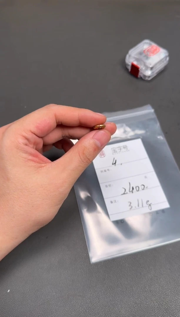 22K金镶嵌红宝石珠宝奇石一***牙281928192819