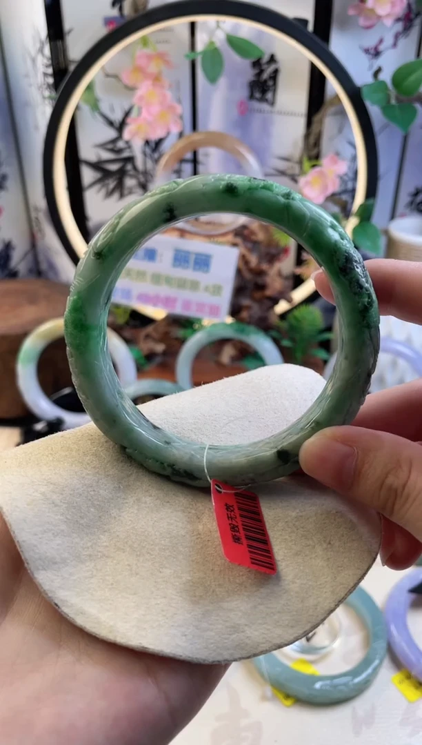 未镶嵌手镯翡翠4  翡翠手镯 62