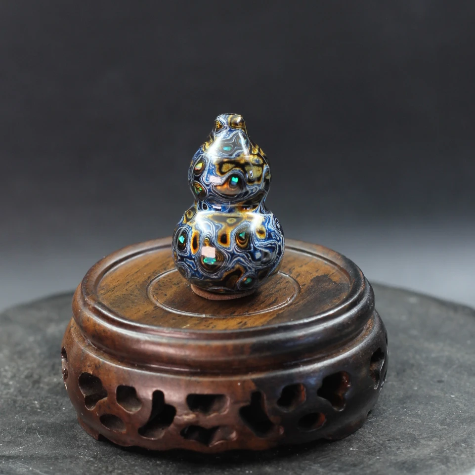 ”天然大漆“欧珀镶嵌小葫芦