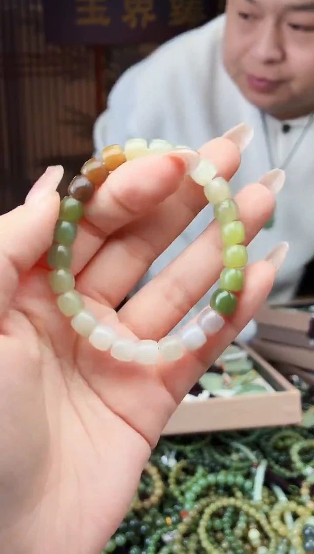 颈饰未镶嵌和田玉多样性发货拍一发一