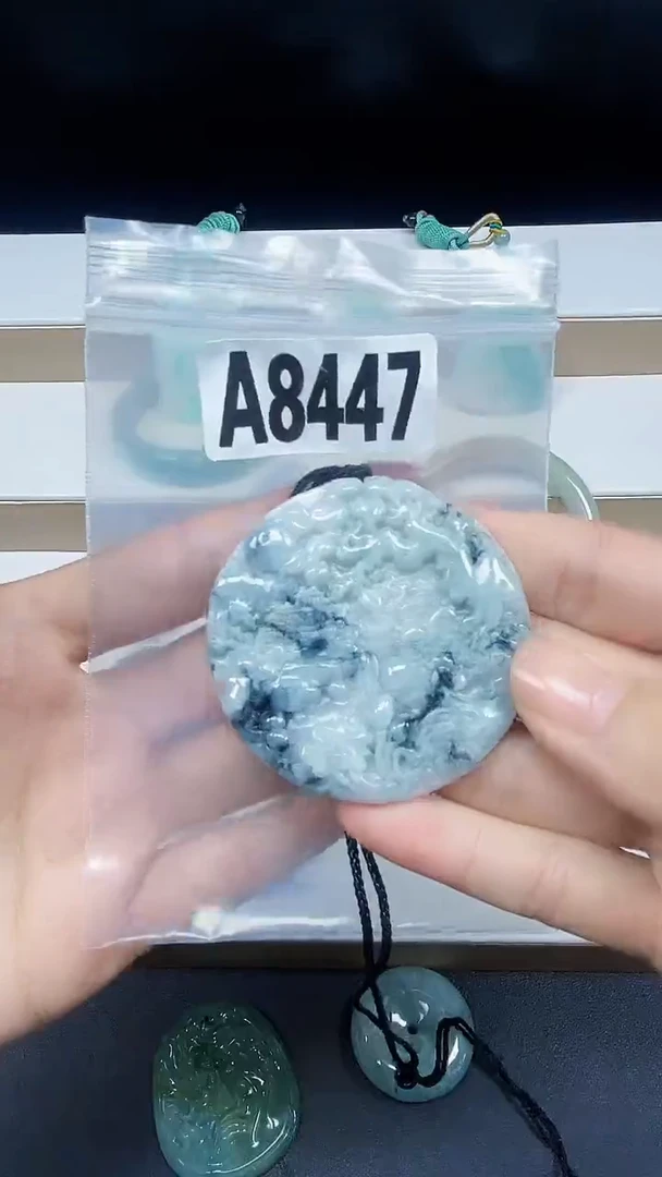 颈饰未镶嵌翡翠翡翠珠宝吊坠挂件