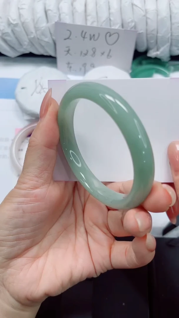 未镶嵌手镯石英质玉272-60