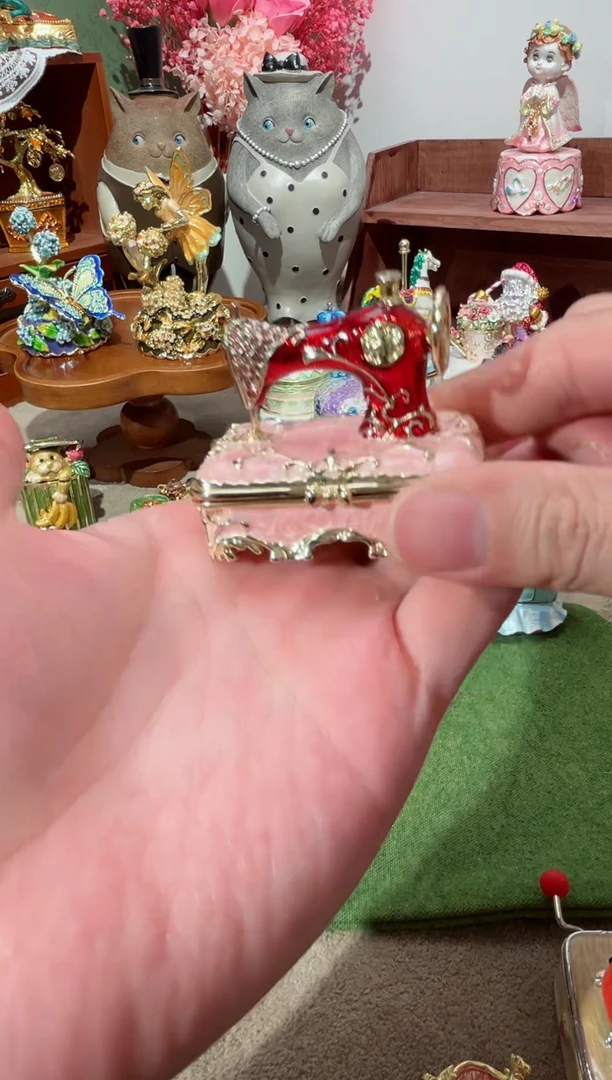 【闪购商品】瓷片福福价格高质珐琅彩合金摆件首饰盒